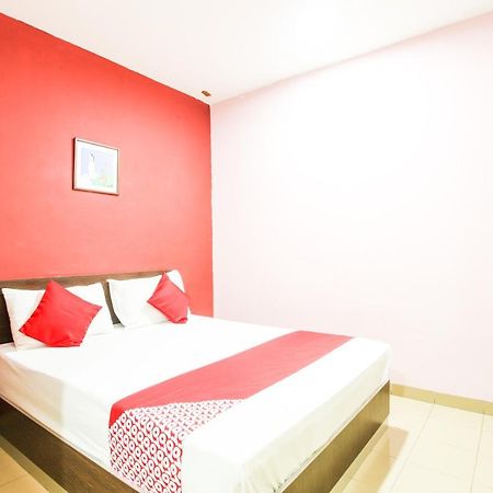 Oyo 89539 Hotel Siswa Kampar Exterior foto