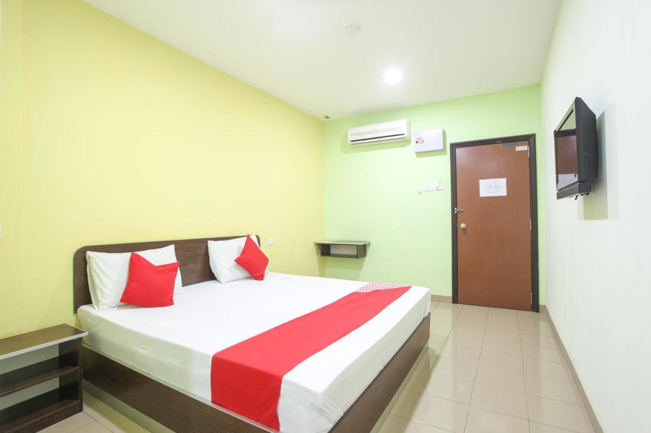 Oyo 89539 Hotel Siswa Kampar Exterior foto