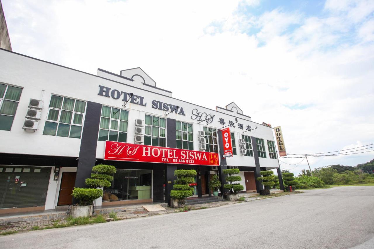 Oyo 89539 Hotel Siswa Kampar Exterior foto